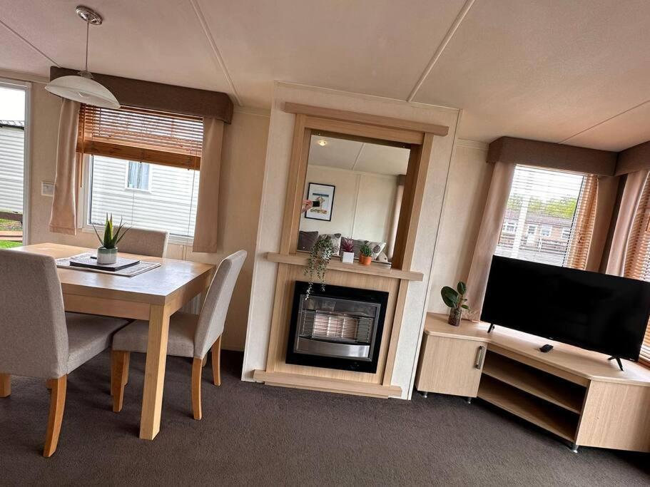 Swift Moselle 2 Bedroom Parkhome - Uddingston, Glasgow Eksteriør bilde